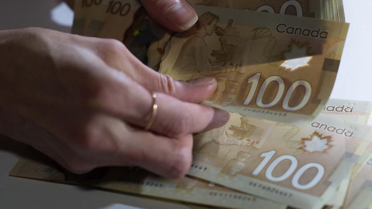 «C’est injuste»: sa banque retire 1400$ de son compte après avoir annulé son échange de devise