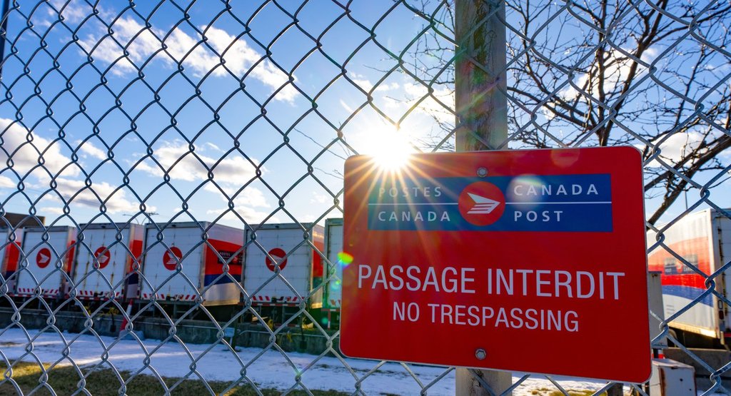 Les Canadiens moins favorables à la privatisation de Postes Canada, révèle un sondage