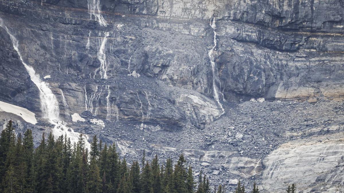 «J'ai failli mourir»: une survivante de l'éboulement au parc national Banff témoigne