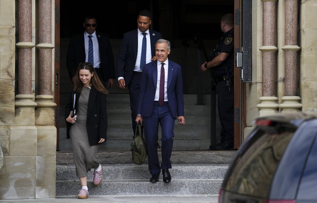 Carney dépose un projet de loi pour réduire les obstacles au commerce interprovincial