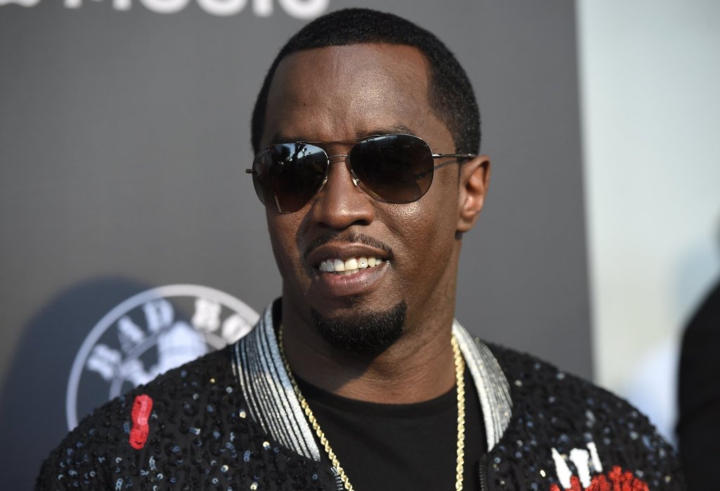 L'ex-petite amie de P. Diddy dit avoir pleuré après avoir lu la plainte de Cassie