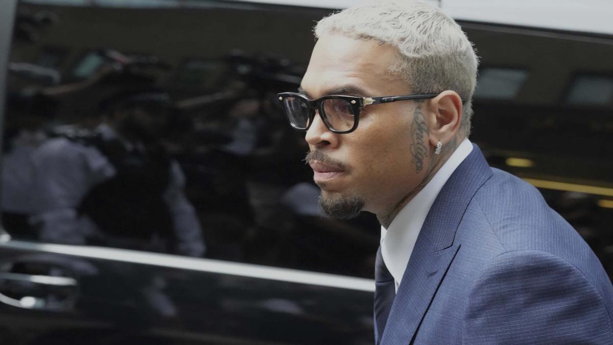 Le chanteur Chris Brown plaide non coupable à Londres dans une affaire d'agression